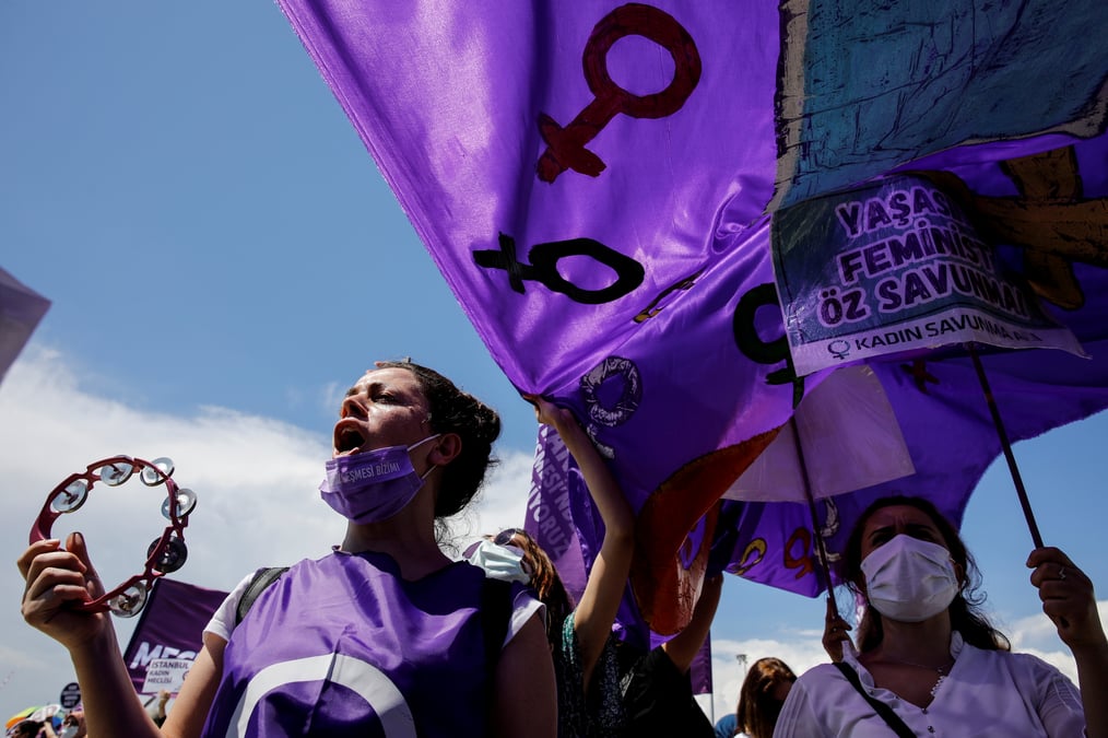 La turquie quitte formellement un traite sur les violences faites aux femmes
