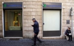 Rome veut que les banques aident a dedommager des epargnants