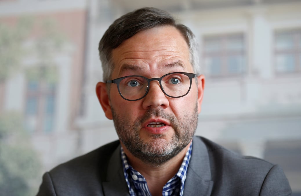Berlin prete a prendre le relais de londres pour defendre les petits pays du nord