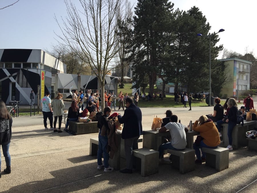 Déjeuner en Fanfare organisée par le Crous BFC sur le Campus de la Bouloie à Besançon, fin février
