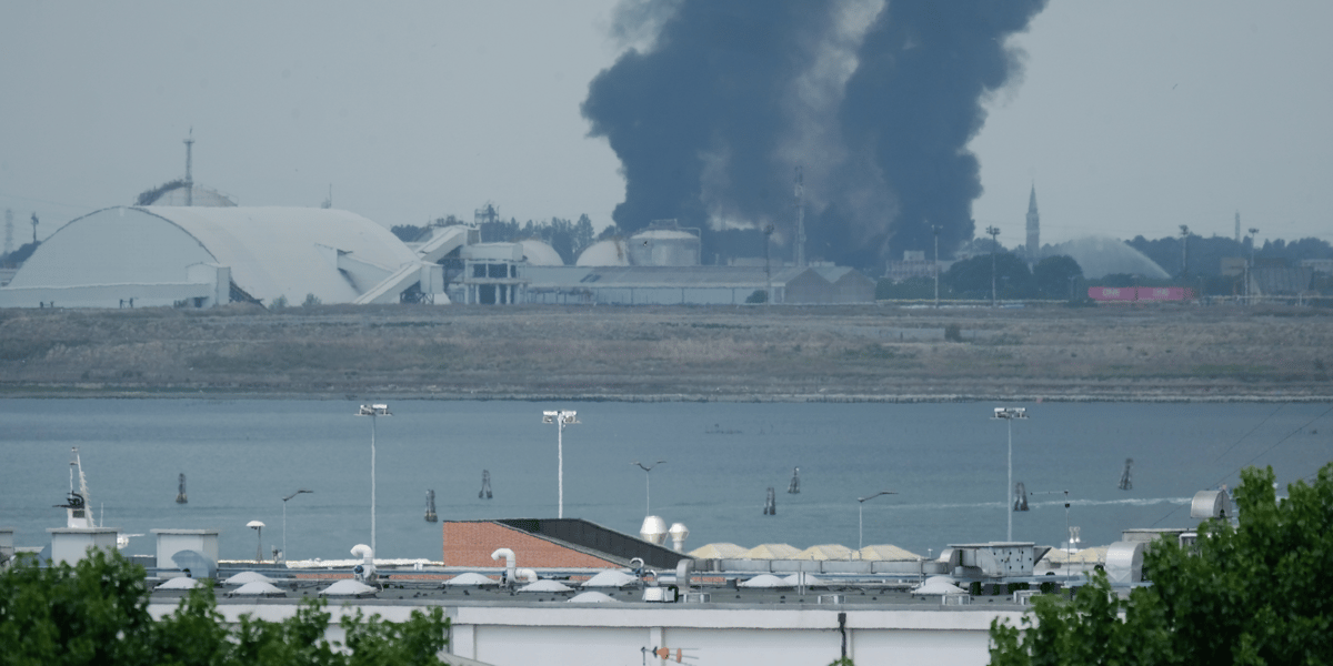 Venise, incendie, usine chimique, 3V Sigma, seveso