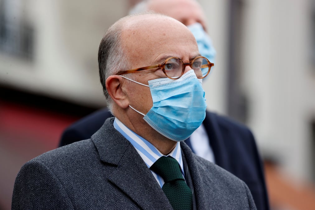 Proces du 13-novembre: cazeneuve defend l'action de l'etat mais se dit "hante" par les attentats