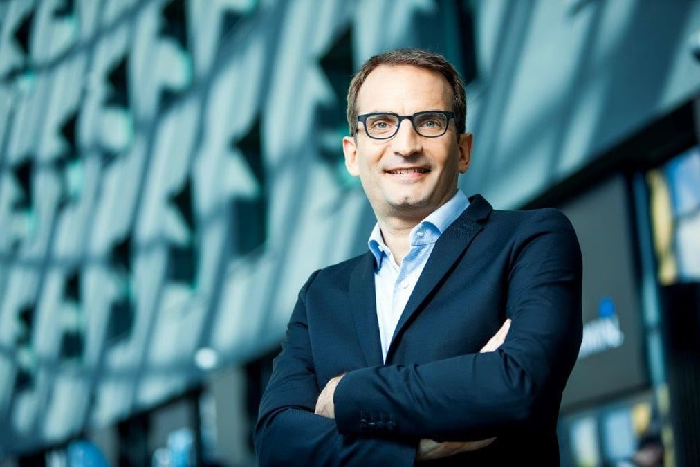Après l’annonce de 72 suppressions de postes, Vincent Rotger (photo), président de Candy-Hoover, se heurte au mécontentement des salariés de l’usine de Lunery. Ces derniers organisent une nouvelle manifestation de soutien samedi 25 juillet, soutenue par le président de la région Centre Val de Loire, François Bonneau.