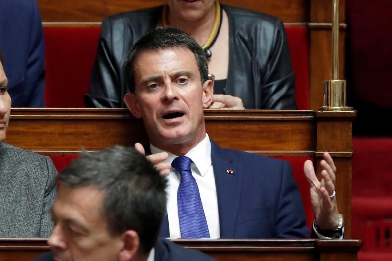 La france insoumise dangereuse pour la democratie, dit valls