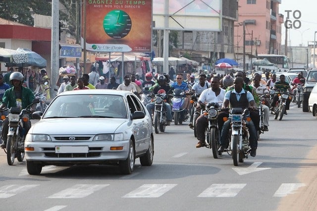 Lomé Togo Circulation trafic ville urbain motos