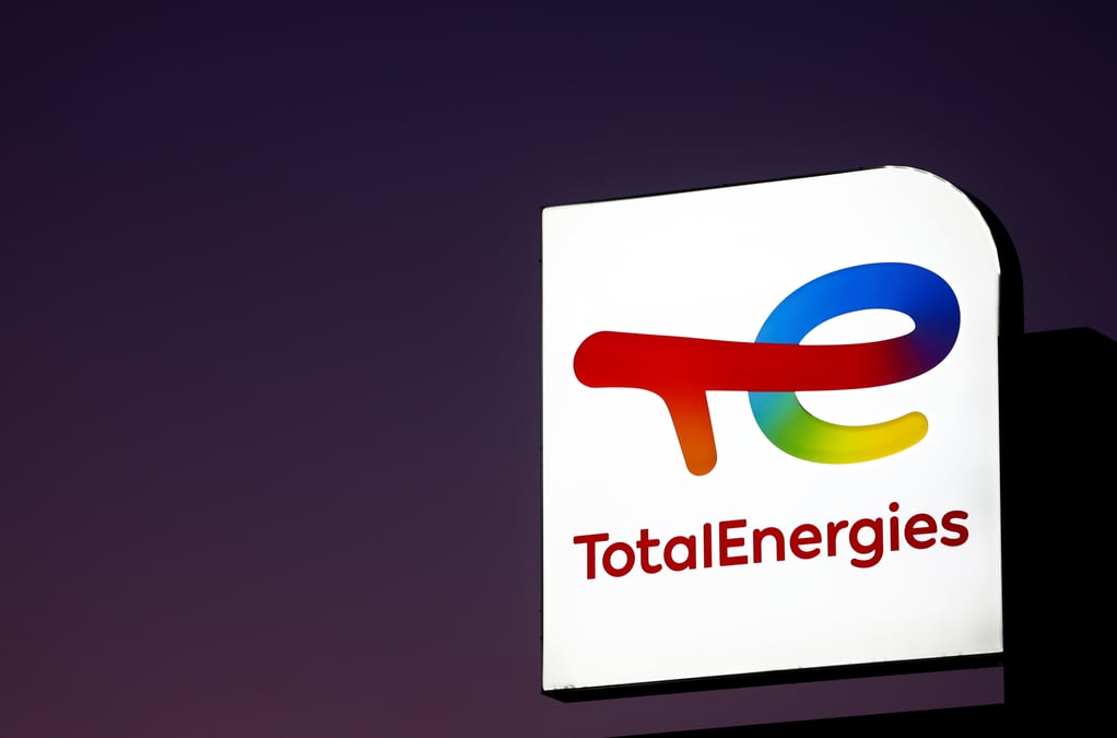 Des ong portent plainte contre totalenergies pour communication trompeuse