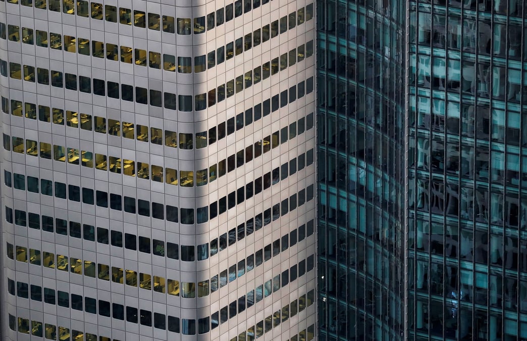 Un immeuble de bureaux dans le quartier financier a francfort