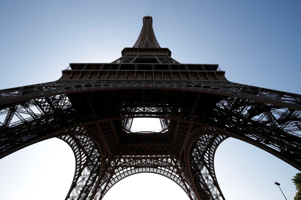 Fin de la greve a la tour eiffel