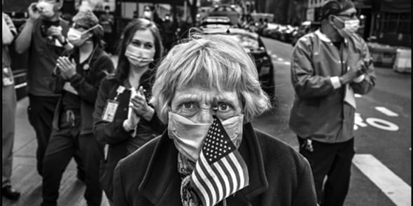 Au festival Visa pour l'image 2020, les photographies de Peter Turnley saisissant les visages du Covid à New York
