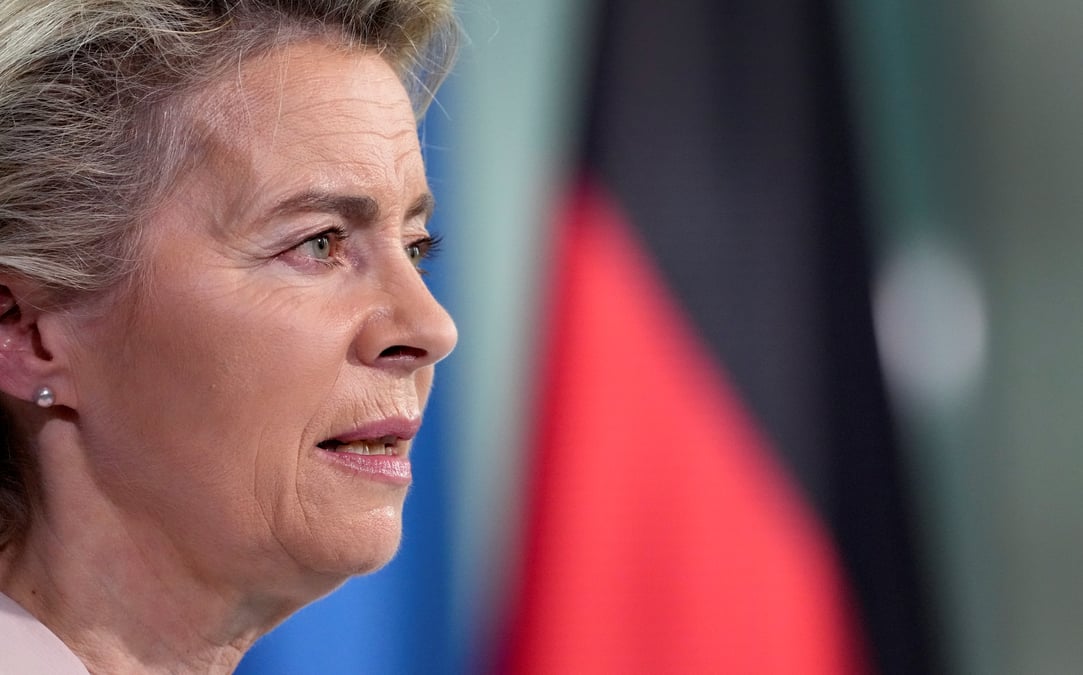 L'ue sanctionnera encore moscou si la situation se degrade, dit von der leyen