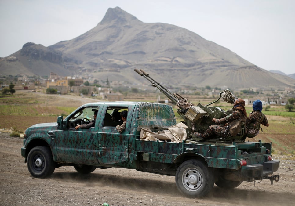 Yemen: la coalition dit avoir intercepte des roquettes tirees par les houthis