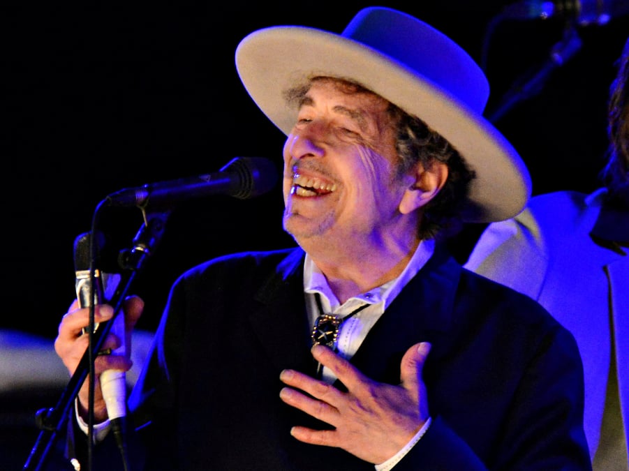 Mystere autour de la remise du prix nobel a bob dylan