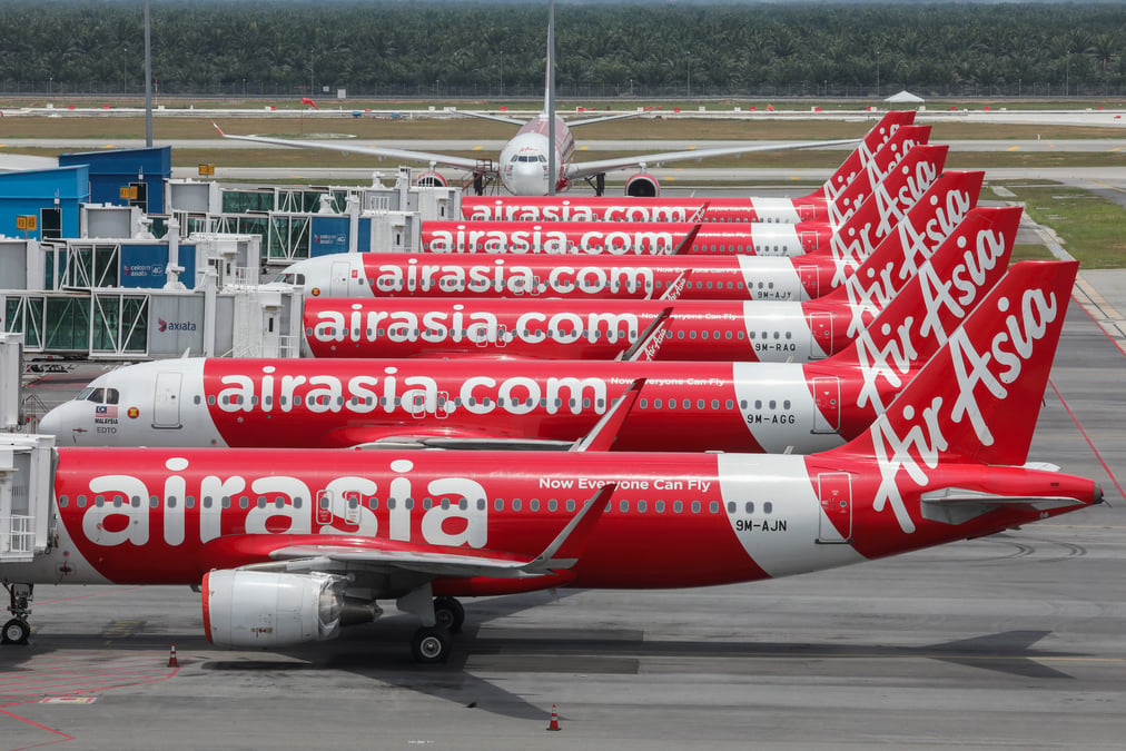Airbus met en vente six appareils non livres a airasia