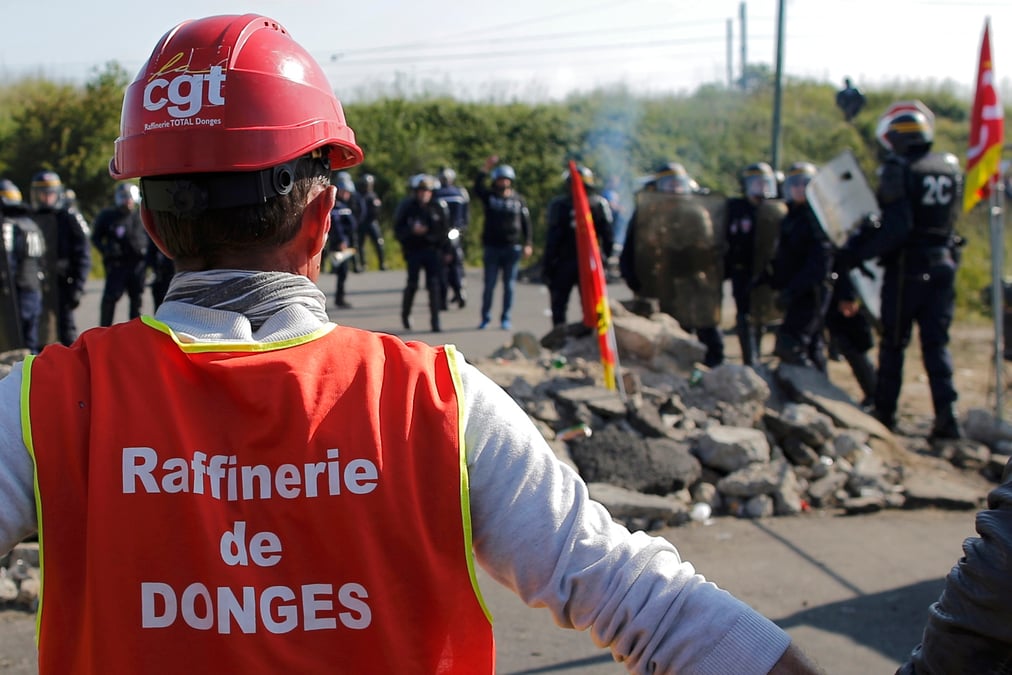 Tous les depots de carburant debloques sauf un