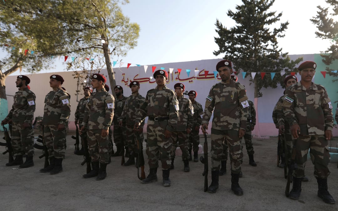 Les rebelles syriens creent une armee nationale avec la turquie