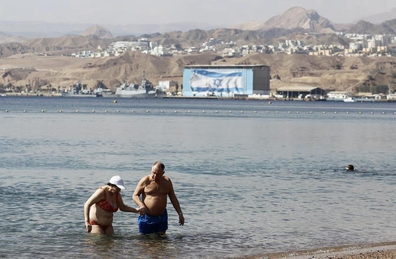 Des tirs de roquettes font quatre blessés à Eilat en Israël