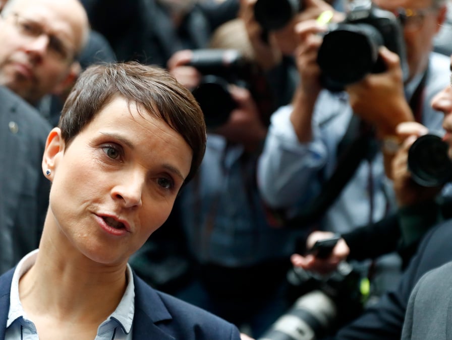 Allemagne: frauke petry juge son depart d'afd ineluctable