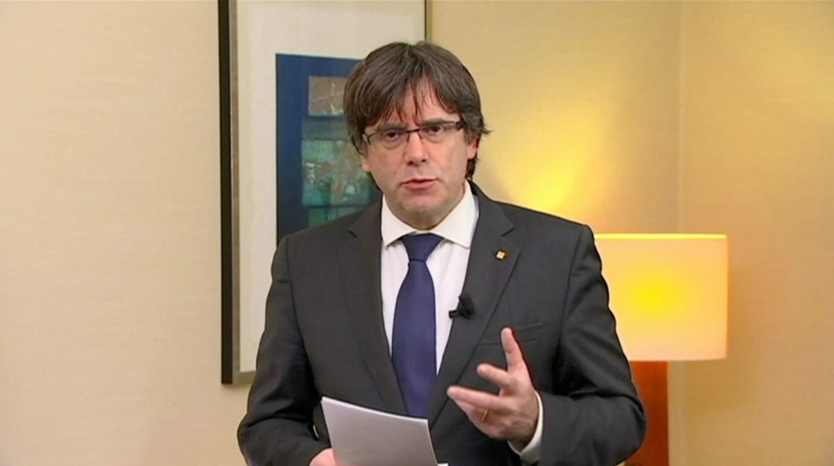 Mandat d'arret attendu contre puigdemont dans la journee