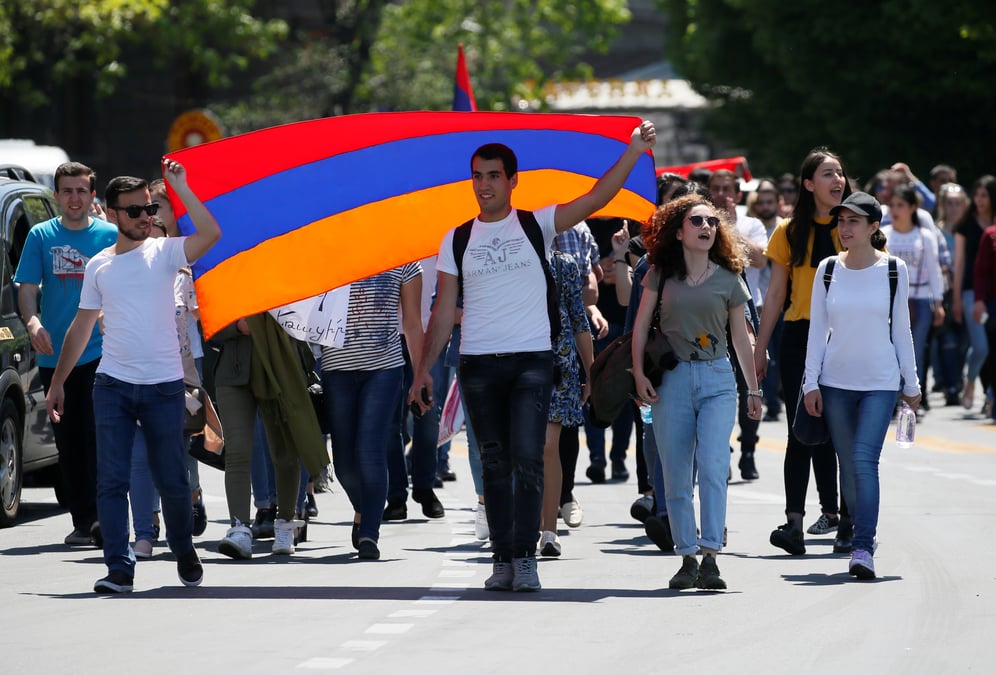 Armenie: rencontre entre pachinian et le president sarkissian