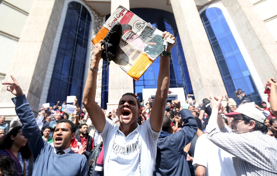 Manifestation contre le president egyptien au caire