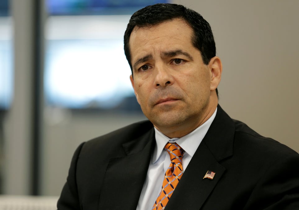 Elections us: le chef du contre-espionnage met en garde contre la russie, la chine et l'iran