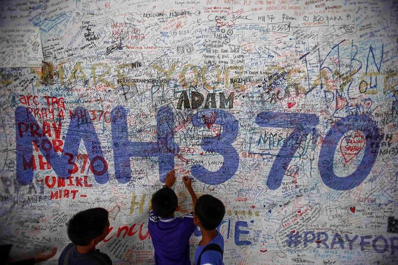 Les recherches du Boeing malaisien disparu déplacées vers le Sud