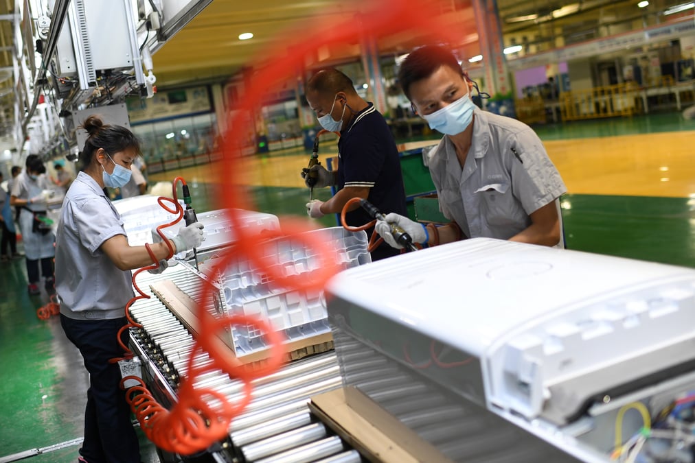Chine: la croissance de la production industrielle et des ventes au detail ralentit en aout