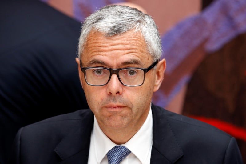 Sprint beneficiaire au quatrieme trimestre, michel combes promu directeur general