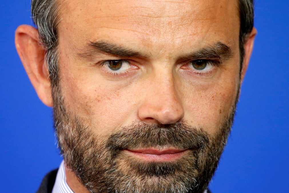 Le prelevement a la source repousse a 2019, dit philippe