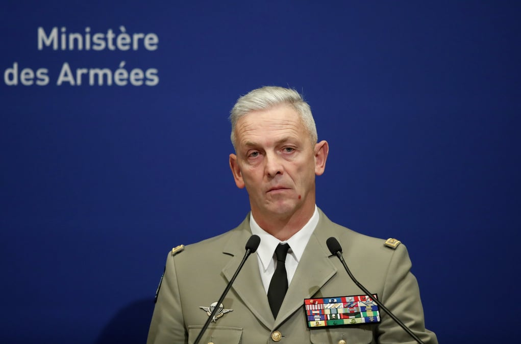Militaires tues au mali: la france dement la revendication de l'ei