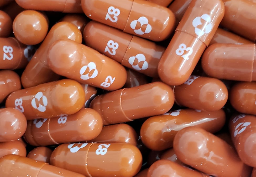 Coronavirus: premiere autorisation pour la gelule de merck, en grande-bretagne