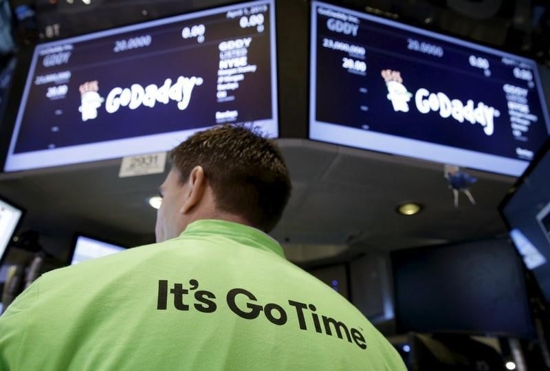 Godaddy en hausse de 34% pour ses debuts en bourse