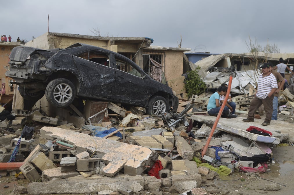 Au moins treize morts dans une tornade au mexique