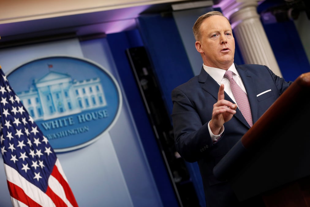 Le porte-parole de trump promet a la presse de ne "jamais mentir"