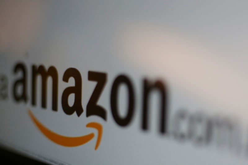 Un cadre dirigeant d'amazon mis a pied pour harcelement