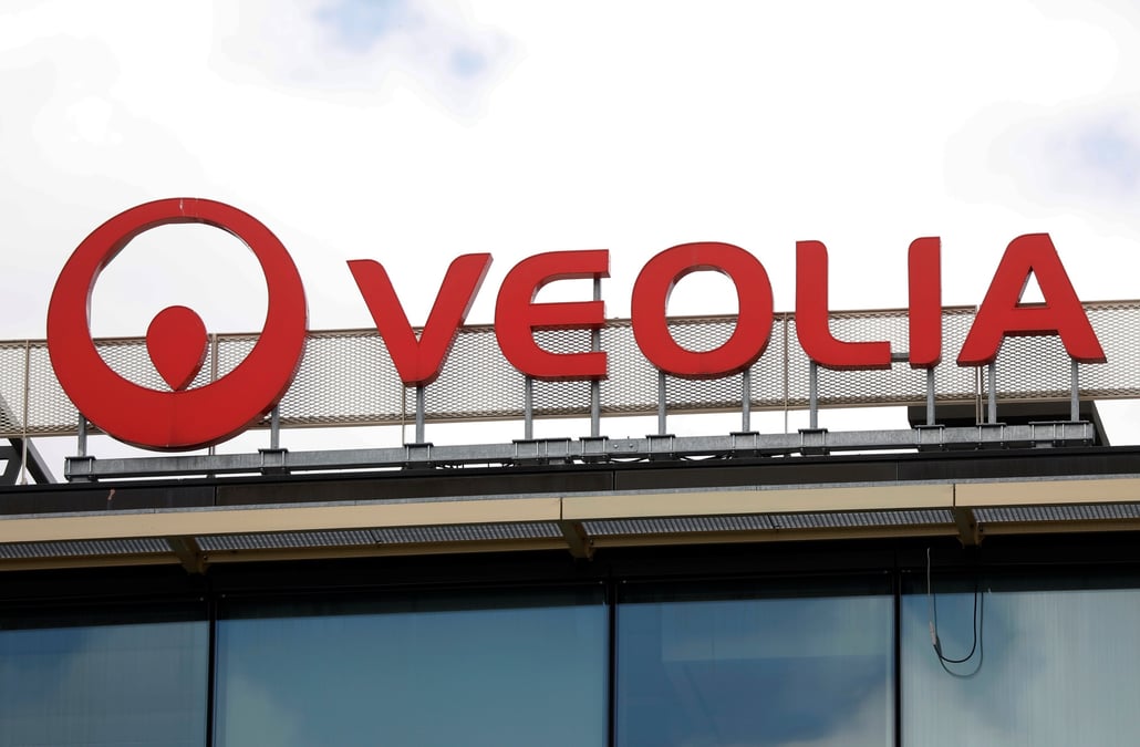 Veolia exclut de prolonger son offre a engie, suez reclame "quelques semaines"