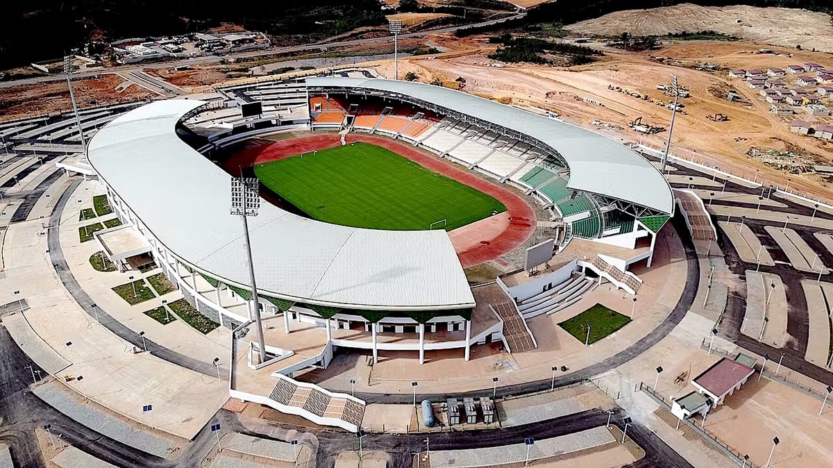 Vue du stade Laurent Pokou à San Pedro.