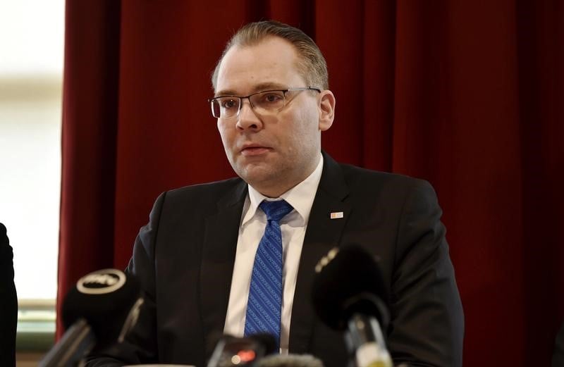 Le ministre finlandais de la defense en guerre contre les menus vegan a l'armee