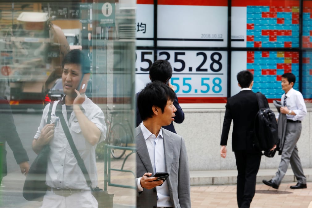 Tokyo finit en hausse