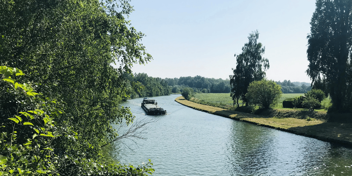 Le canal à grand gabarit de 1 100 kilomètres de long pourrait favoriser la création de 45 000 emplois à l'horizon 2050.