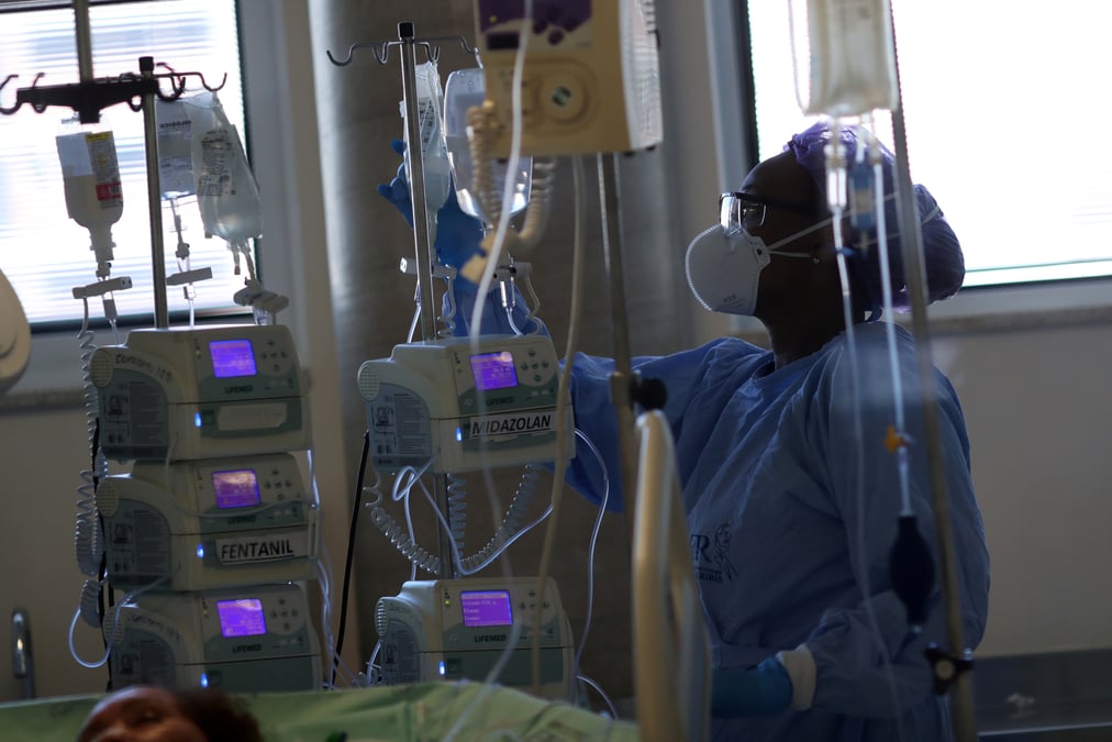 Coronavirus: le bilan au bresil s'alourdit a plus de 46.500 deces
