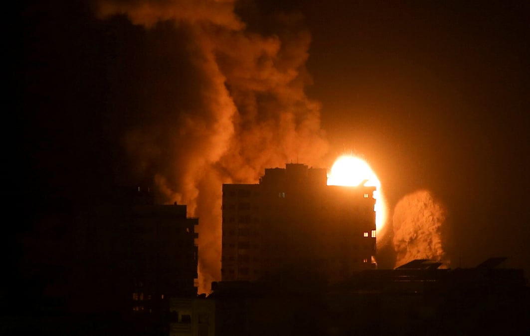 Des frappes israeliennes tuent 42 palestiniens, nouveaux tirs de roquettes depuis gaza