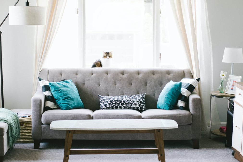 Acheter son mobilier de maison en ligne, une solution aussi pertinente qu’avantageuse !