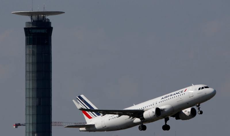 Le gouvernement demande l'arrêt de la grève à Air France