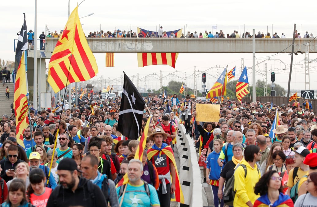 Greve generale en catalogne, defile independantiste a barcelone