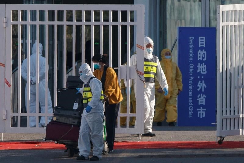 Coronavirus: les vols vers pekin deroutes a des fins de controles, dit la chine