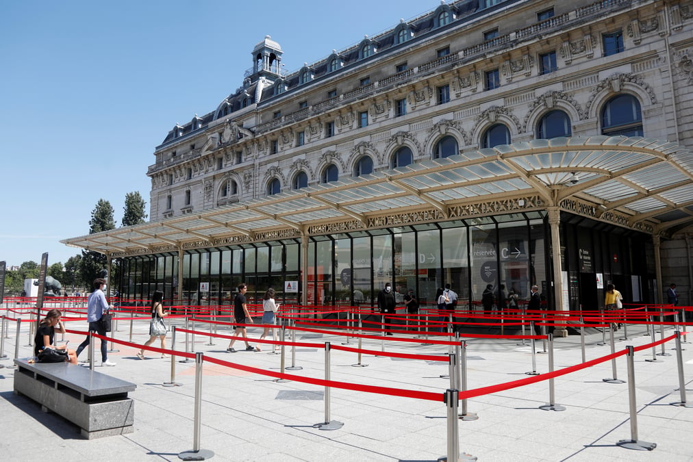 Le musee d'orsay rouvre au public