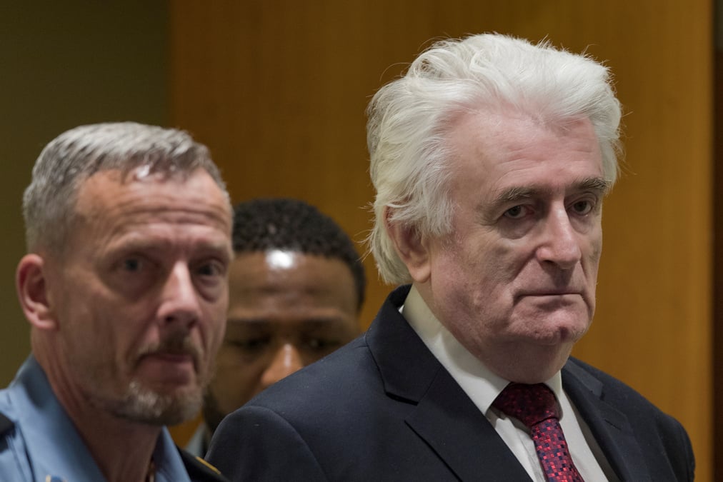 Le criminel de guerre bosno-serbe karadzic purgera la fin de sa peine au royaume-uni