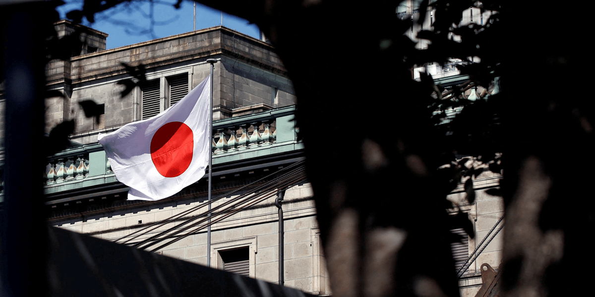 L'économie nippone a été impactée par la chute du yen mais aussi par le déclin démographique accéléré de l'archipel et la faiblesse chronique de sa productivité.