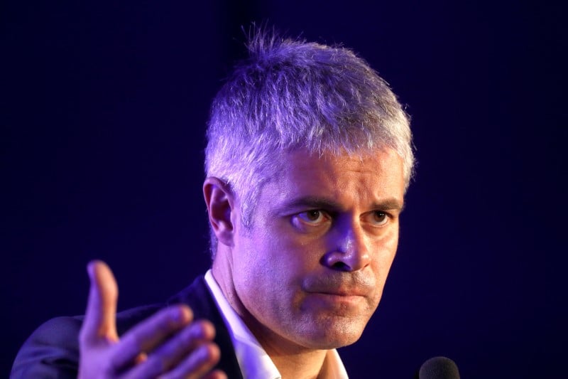 Laurent wauquiez n'entend pas s'excuser, dit sa porte-parole